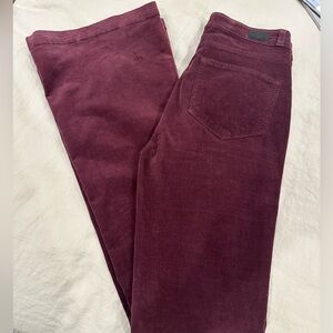 PAIGE laurel canyon high rise, flare like new size 27